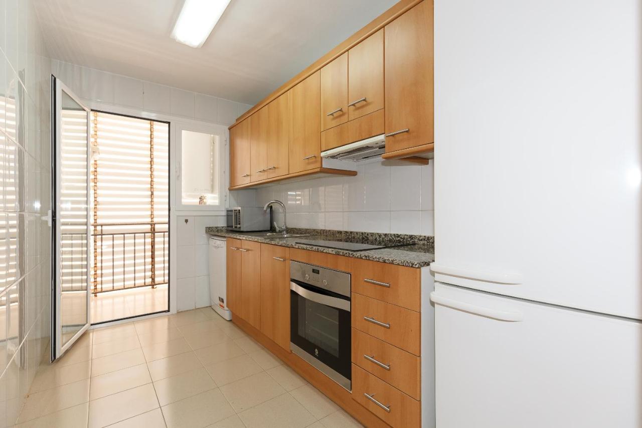 Uhc Arinsal Family Complex Apartment ซาลอว์ ภายนอก รูปภาพ