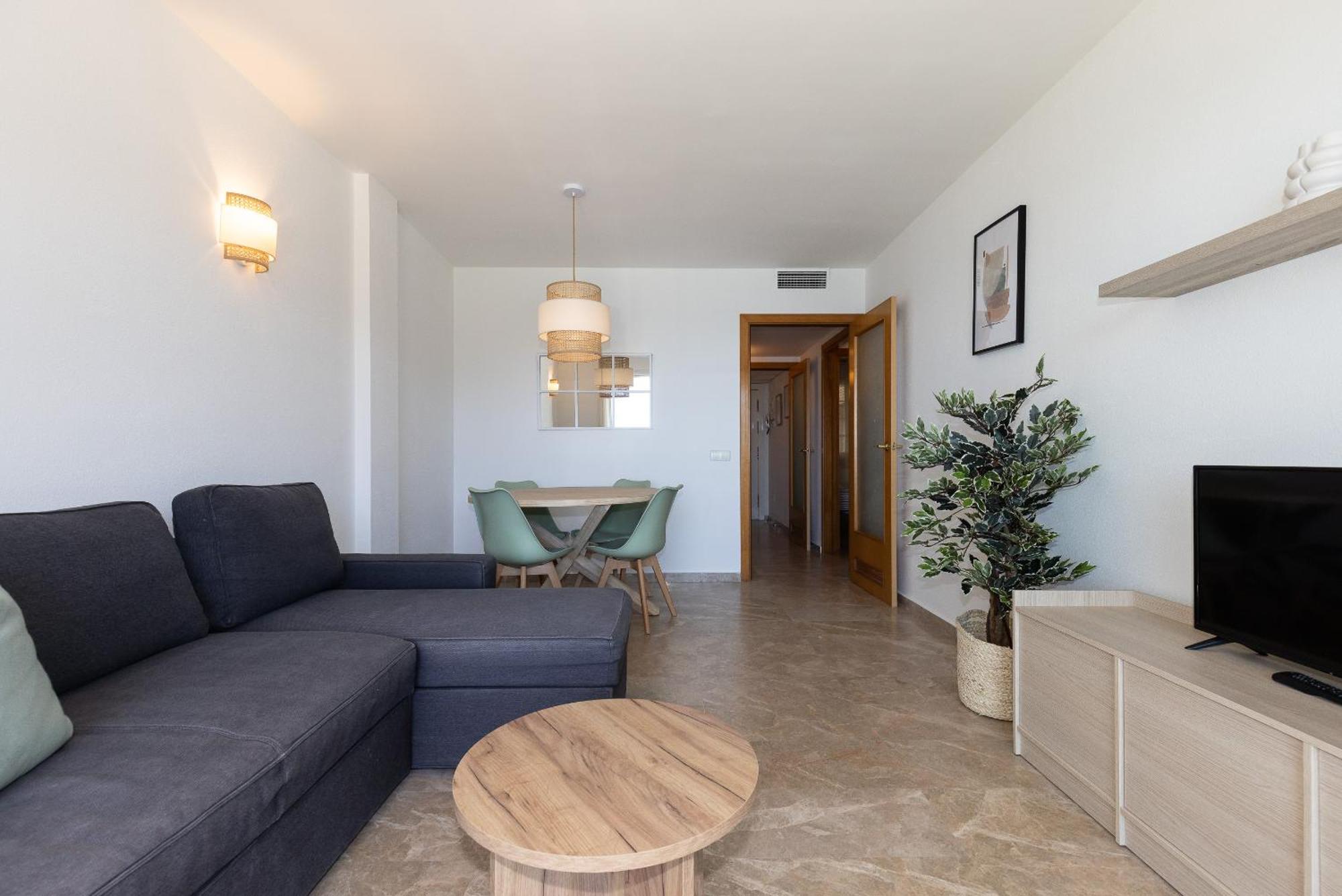 Uhc Arinsal Family Complex Apartment ซาลอว์ ภายนอก รูปภาพ